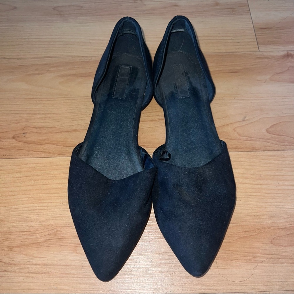 Black Pointed-Toe Flats